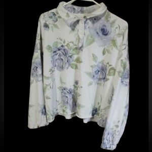 Secret Treasures Floral Warm Crop Top Size Small